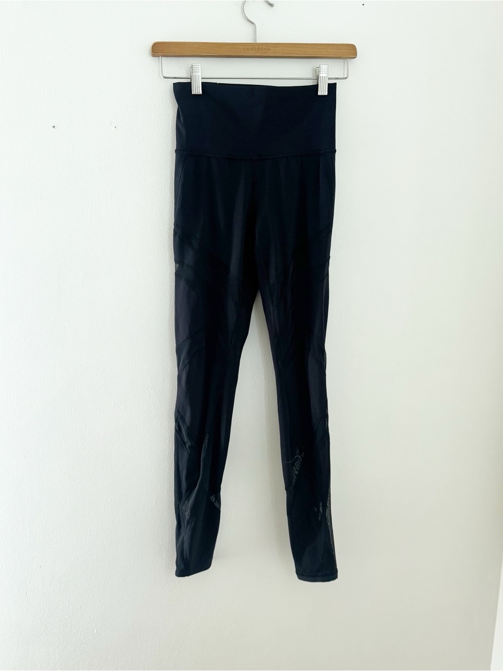 Lululemon Black Mesh Panel Leggings - Size 4